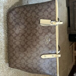 Coach tote